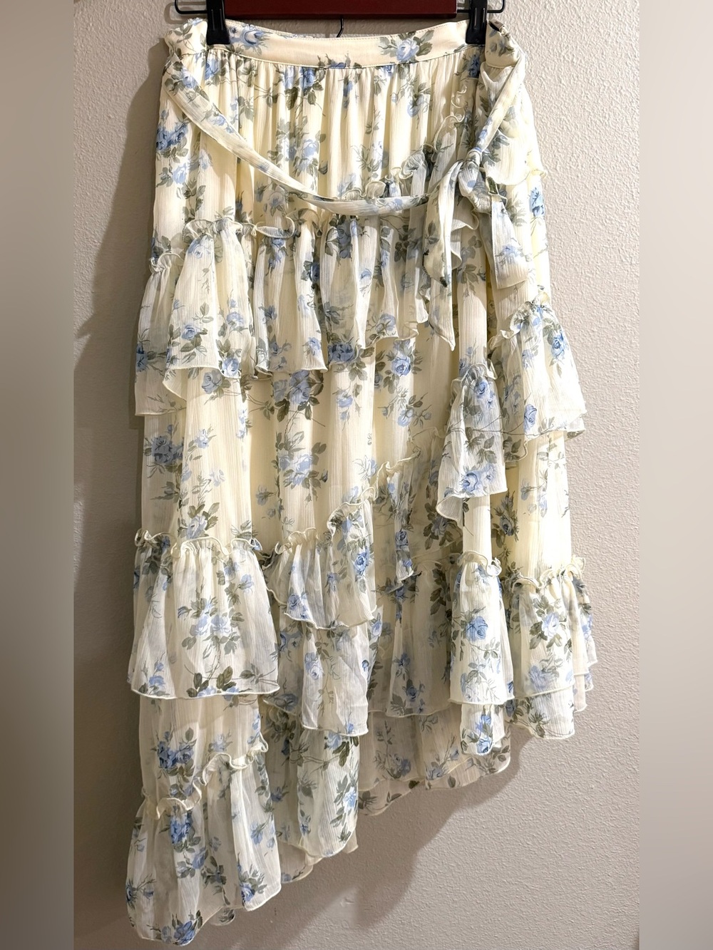 Abercrombie & Fitch Floral Asymmetrical Ruffle Skirt with Blue Flowers size L